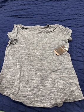 Women’s Short Sleeve Heather Gray Tee